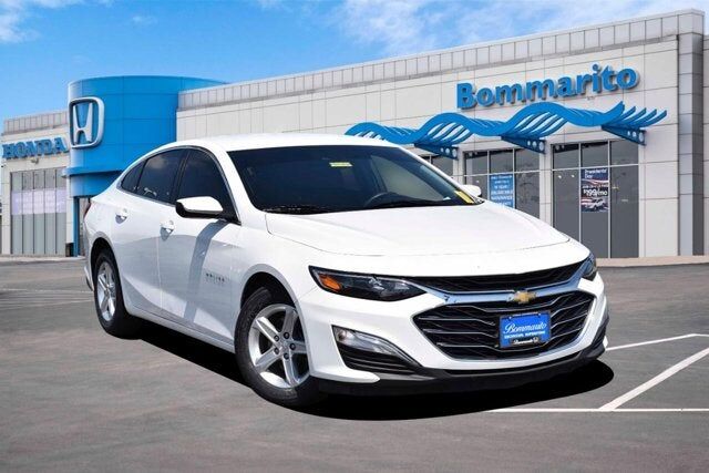 2024 CHEVROLET Malibu