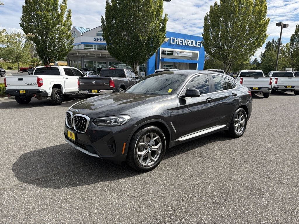 2022 BMW X4