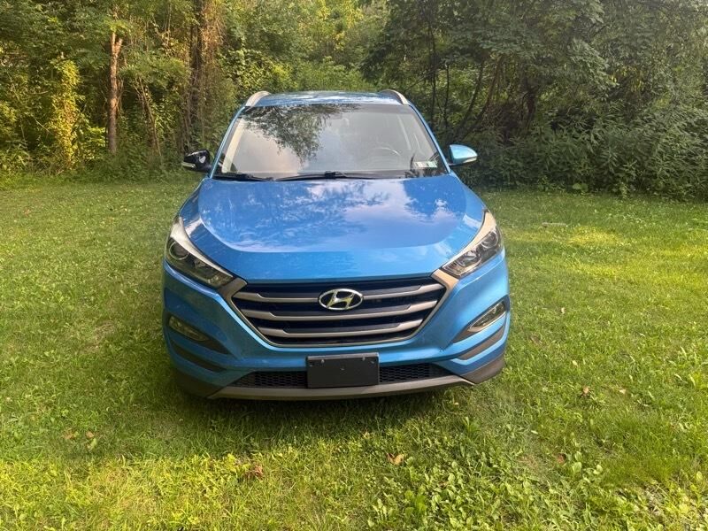 2016 HYUNDAI Tucson