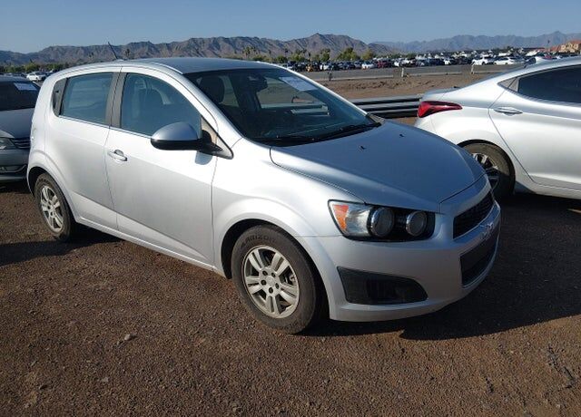 2016 CHEVROLET Sonic