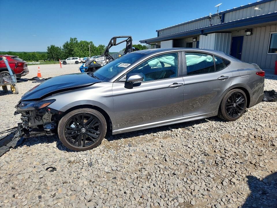 2026 TOYOTA Camry