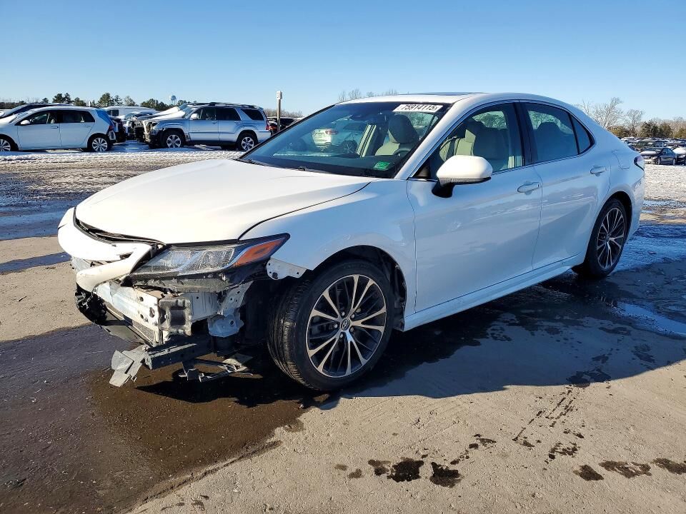 2018 TOYOTA Camry