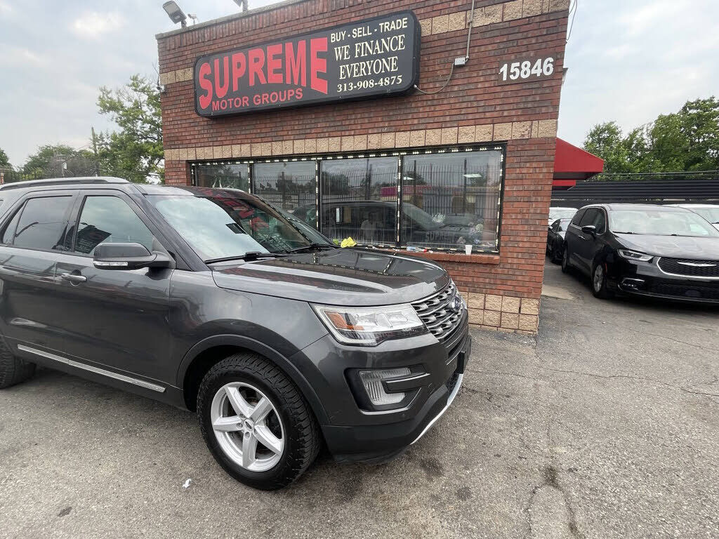 2017 FORD Explorer