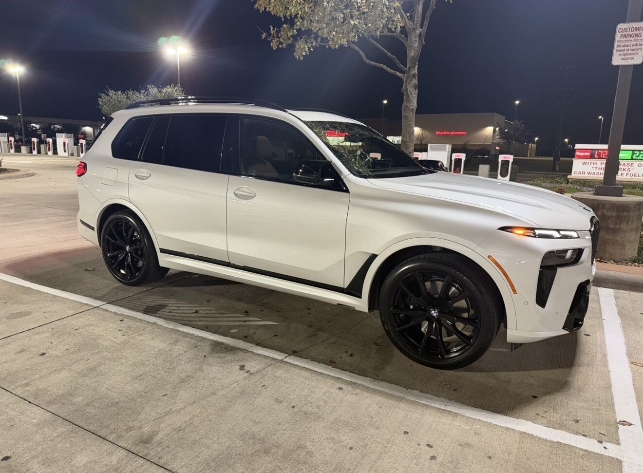 2025 BMW X7