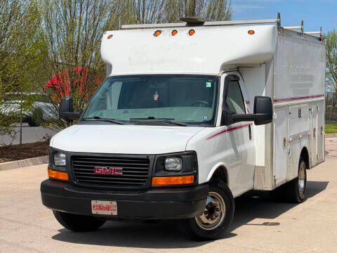 2011 GMC Savana