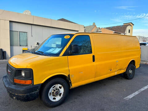 2012 GMC Savana