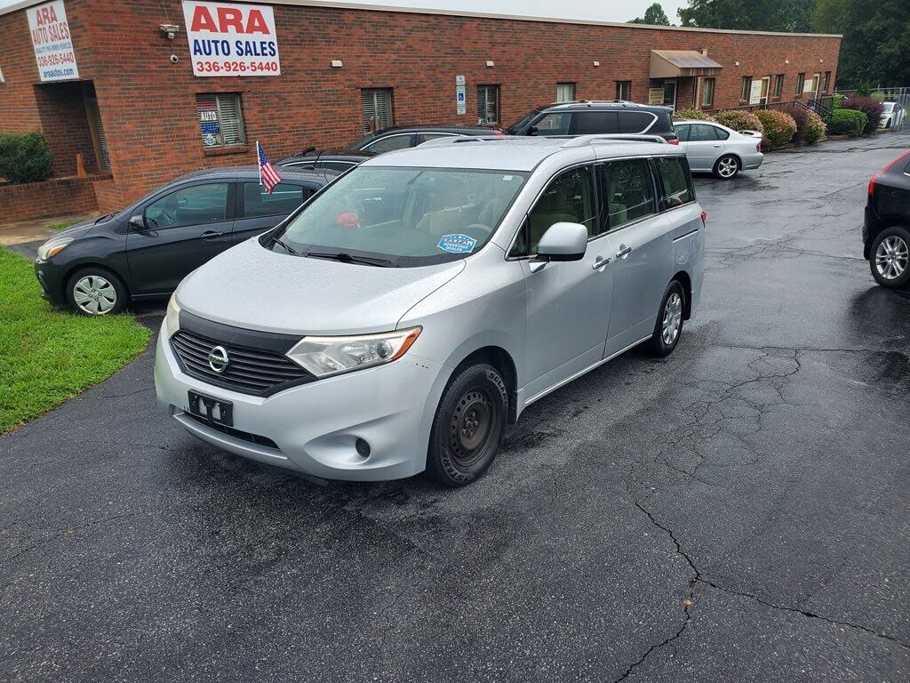 2013 NISSAN Quest