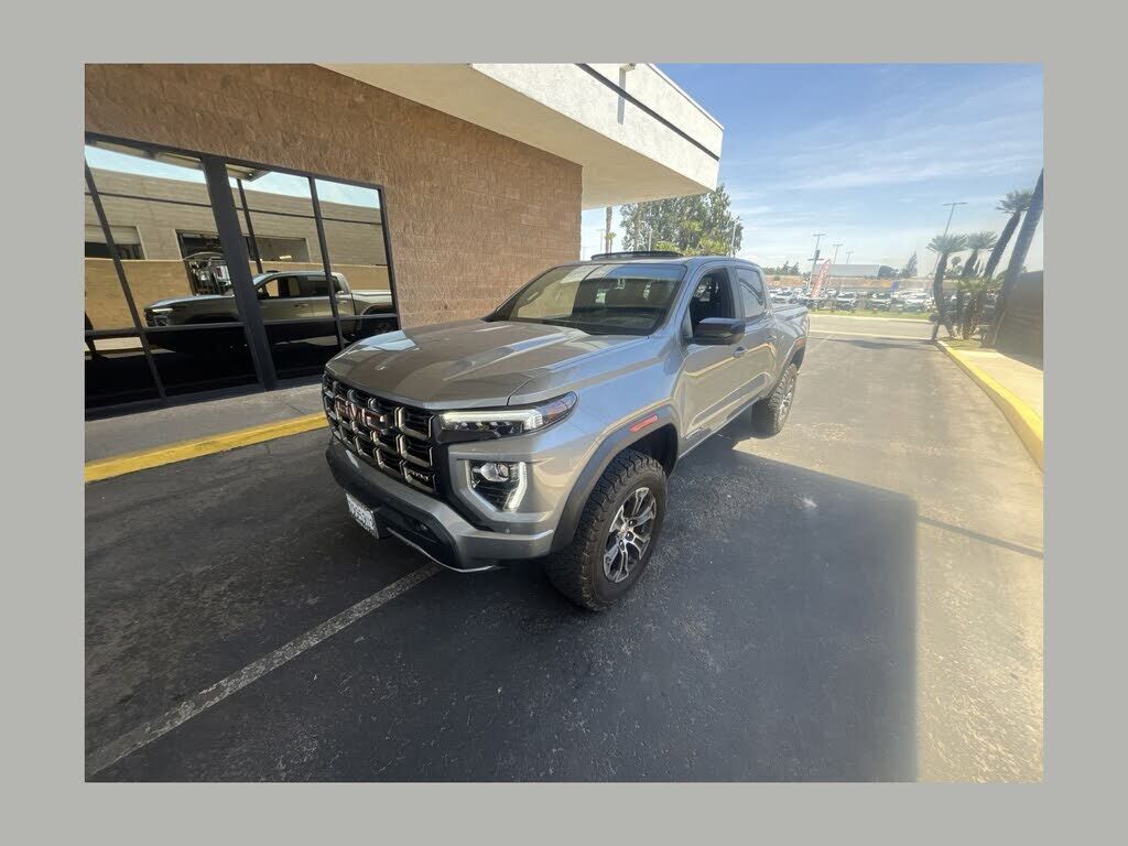 2023 GMC Canyon