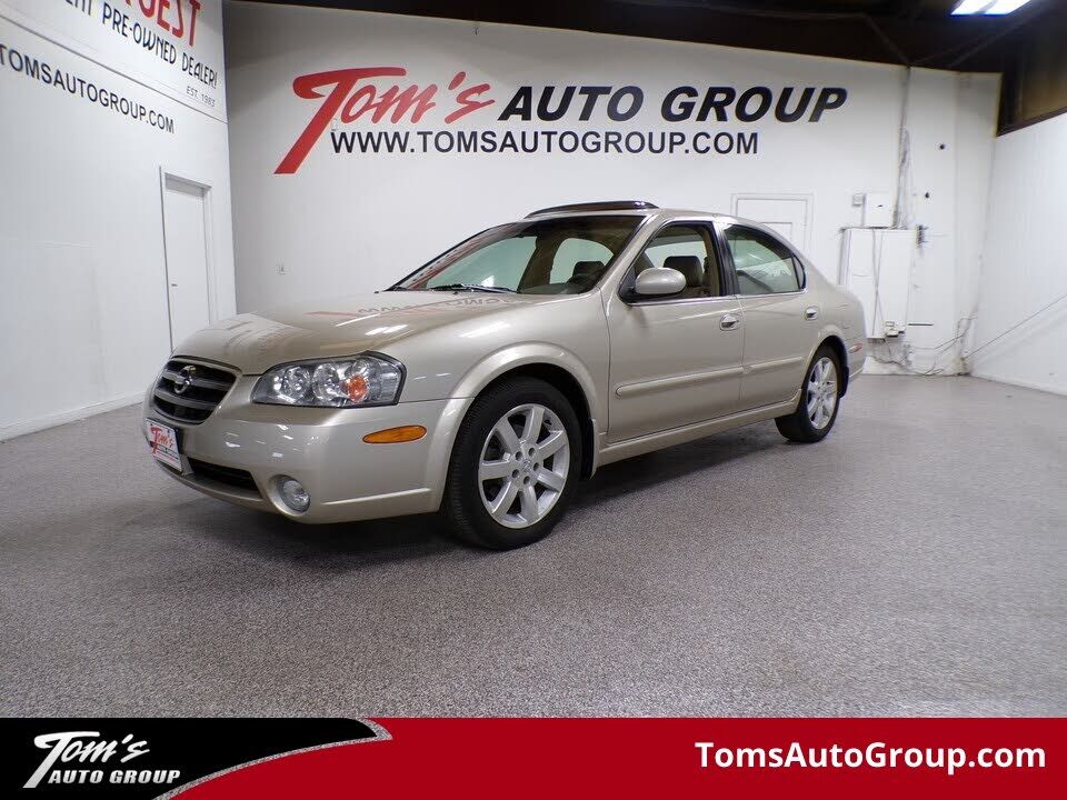 2002 NISSAN Maxima