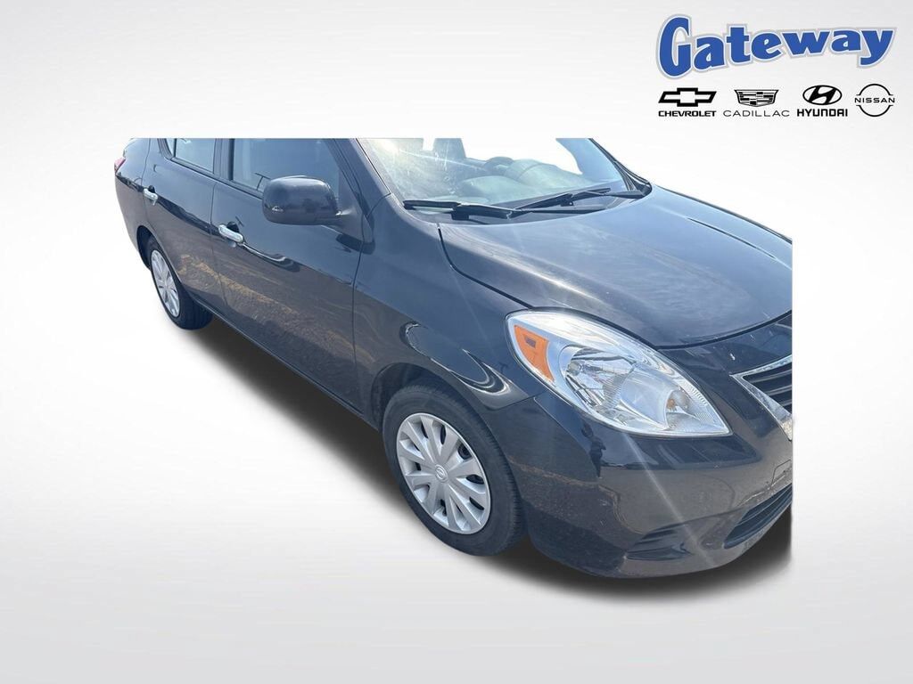 2014 NISSAN Versa