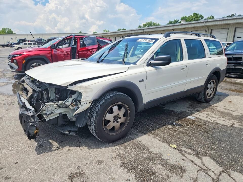 2002 VOLVO V70