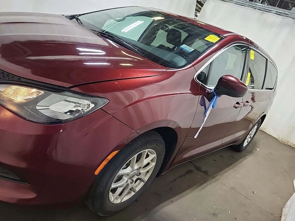 2022 CHRYSLER Pacifica