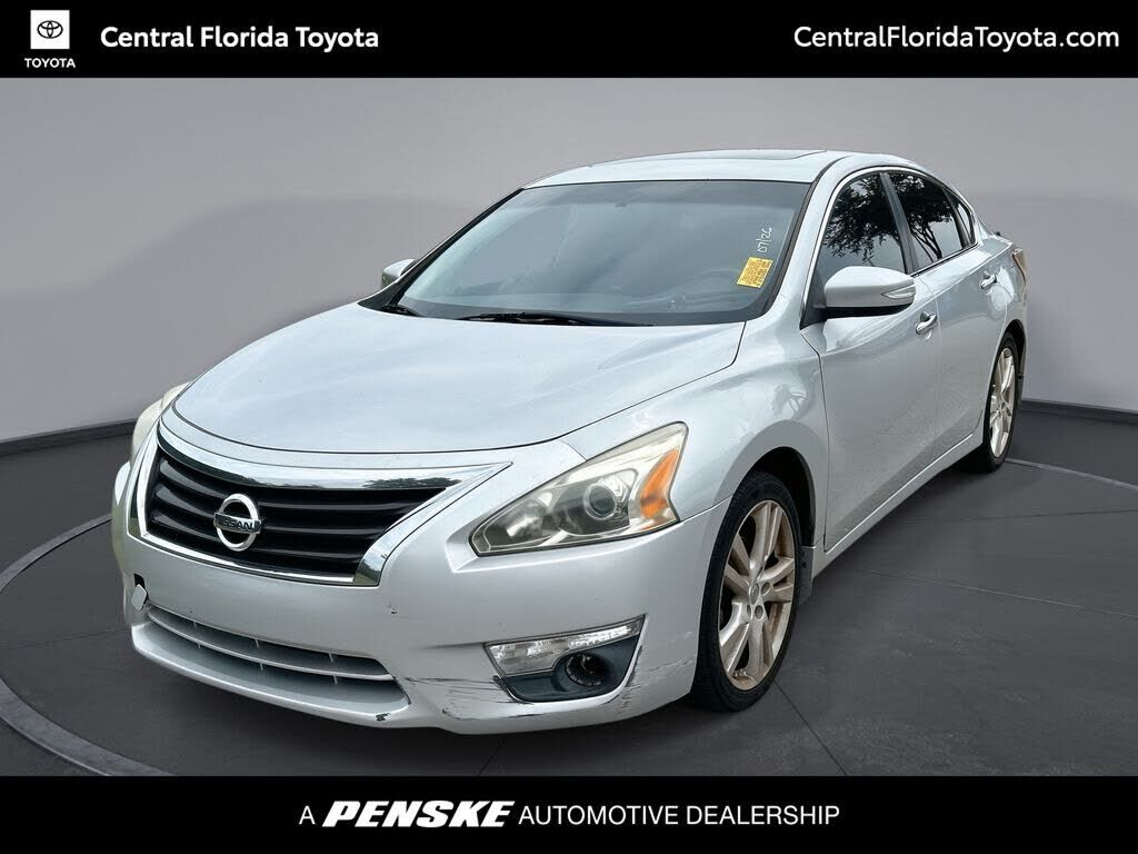 2013 NISSAN Altima