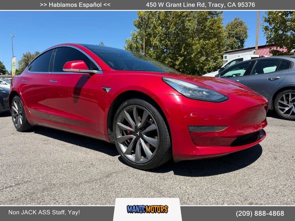 2018 TESLA Model 3