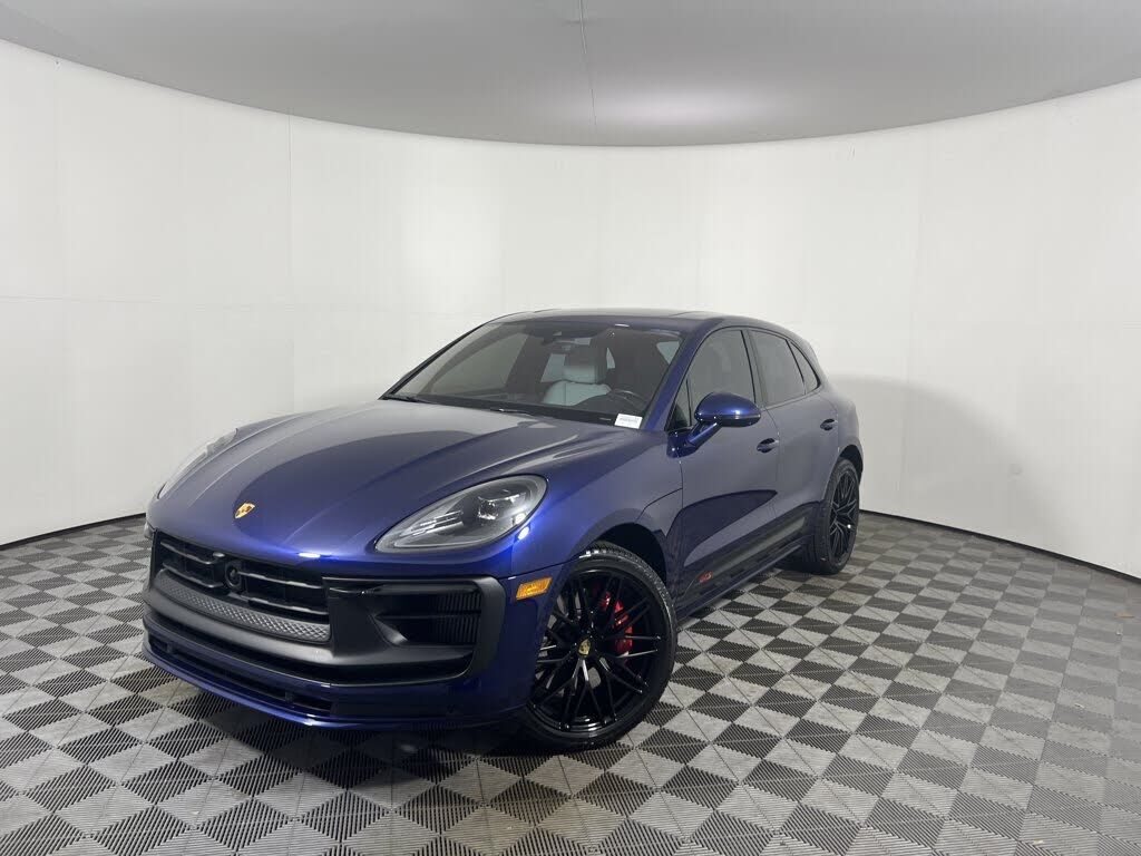 2023 PORSCHE Macan