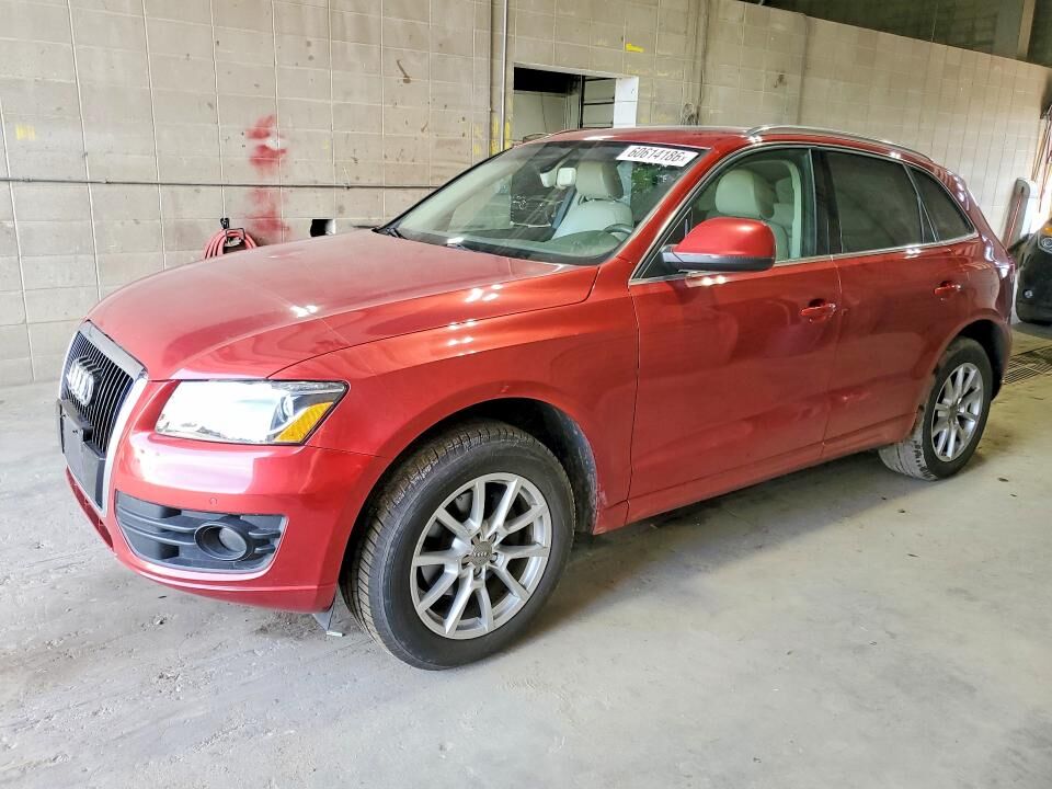 2010 AUDI Q5
