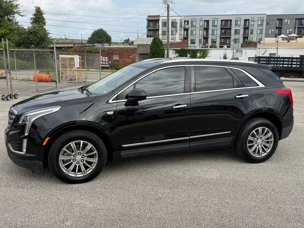 2017 CADILLAC XT5