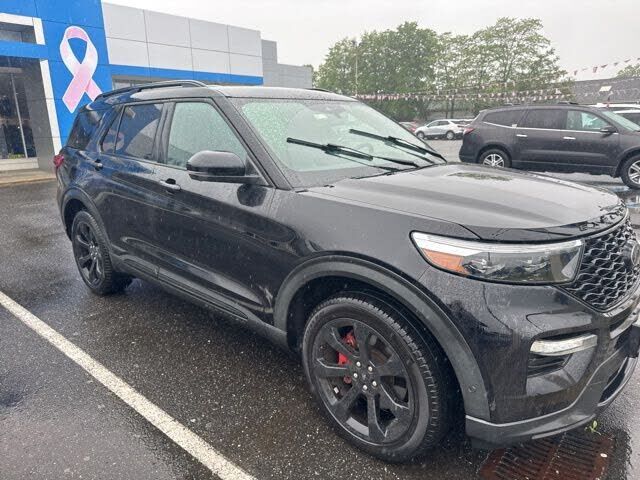 2021 FORD Explorer