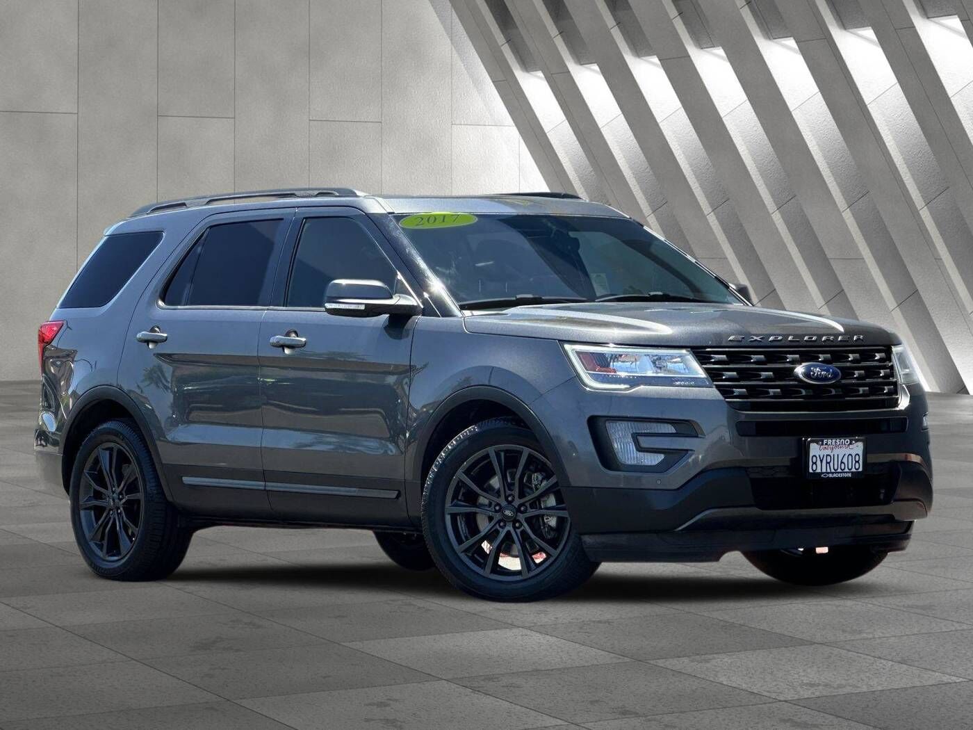 2017 FORD Explorer