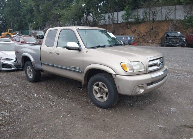 2003 TOYOTA Tundra