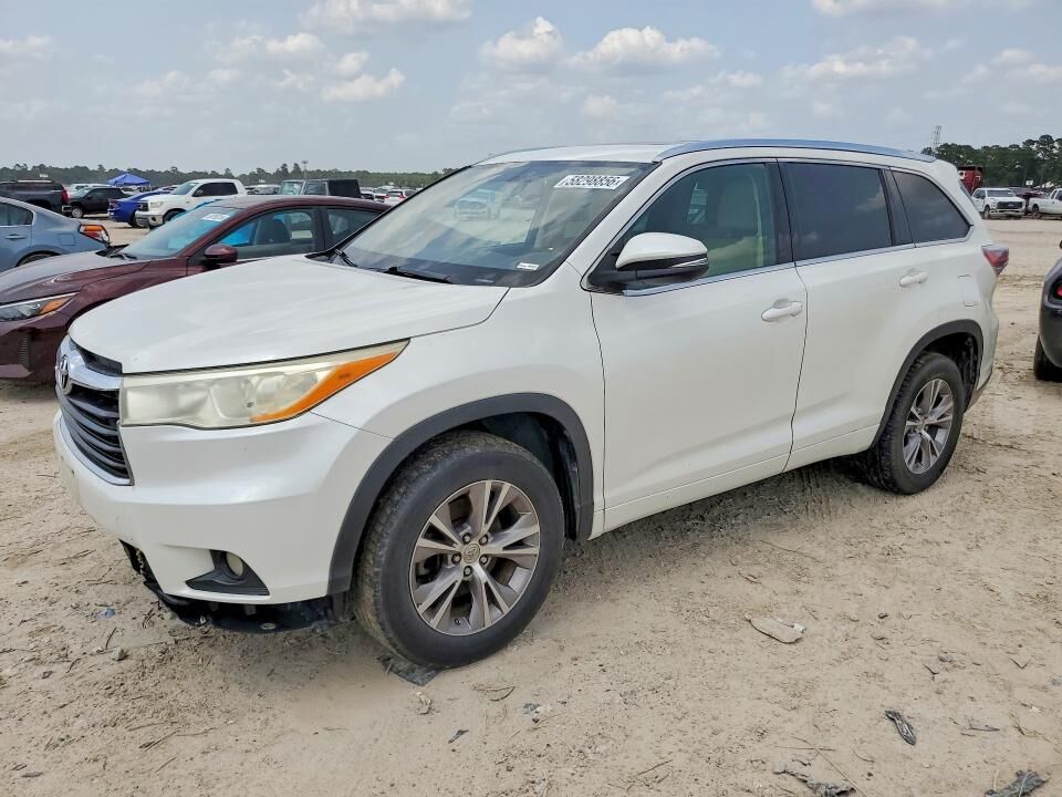 2014 TOYOTA Highlander