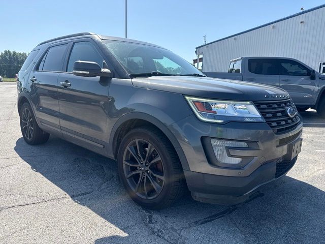 2017 FORD Explorer