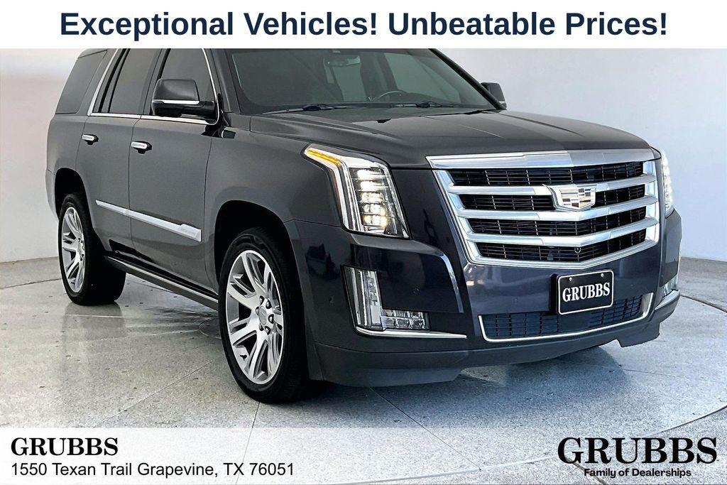 2017 CADILLAC Escalade