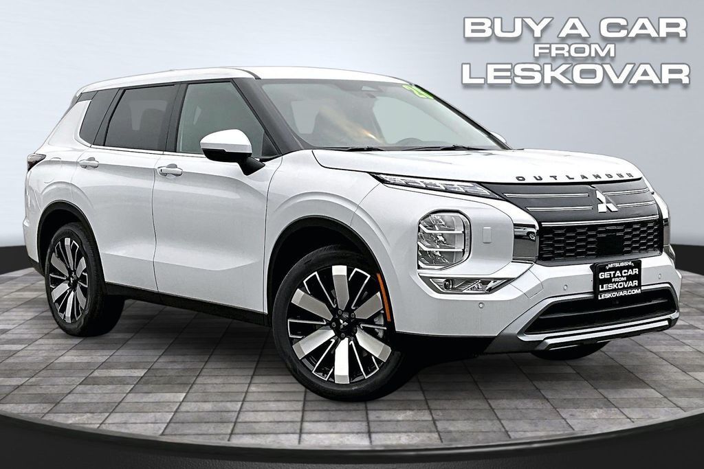 2026 MITSUBISHI Outlander