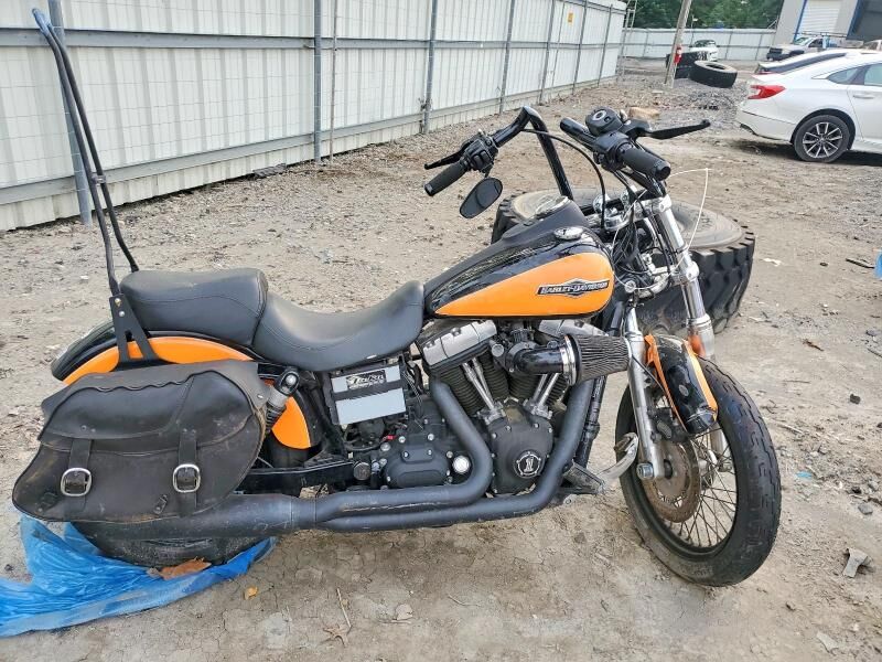 2011 HARLEY DAVIDSON FXDB / Dyna Street Bob