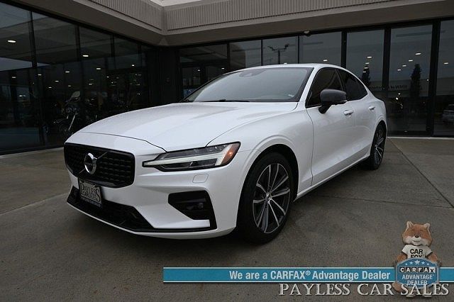 2022 VOLVO S60