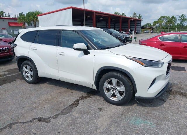 2021 TOYOTA Highlander