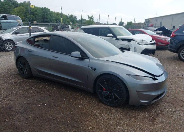2026 TESLA Model 3