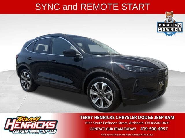2024 FORD Escape