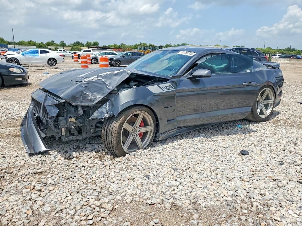 2020 FORD Mustang
