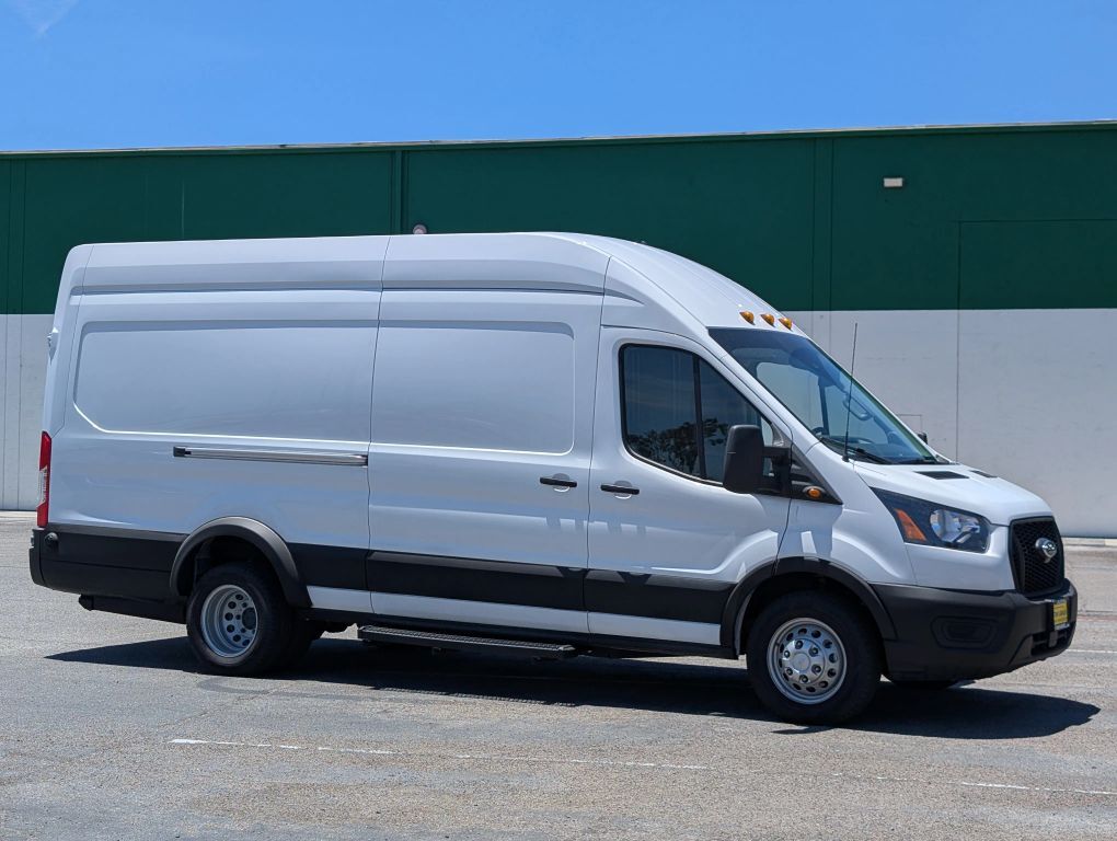 2022 FORD Transit