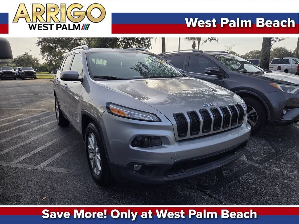 2017 JEEP Cherokee