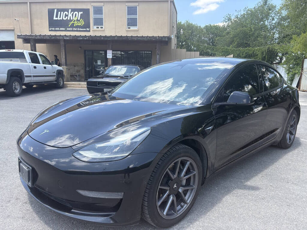2021 TESLA Model 3