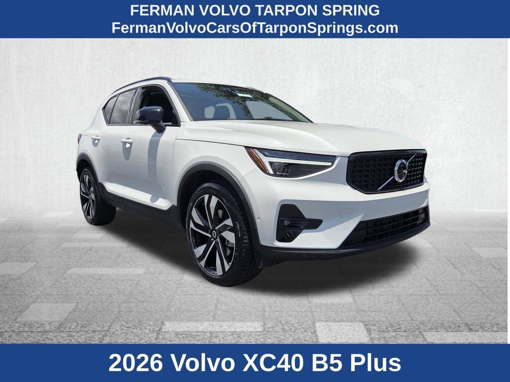 2026 VOLVO XC40