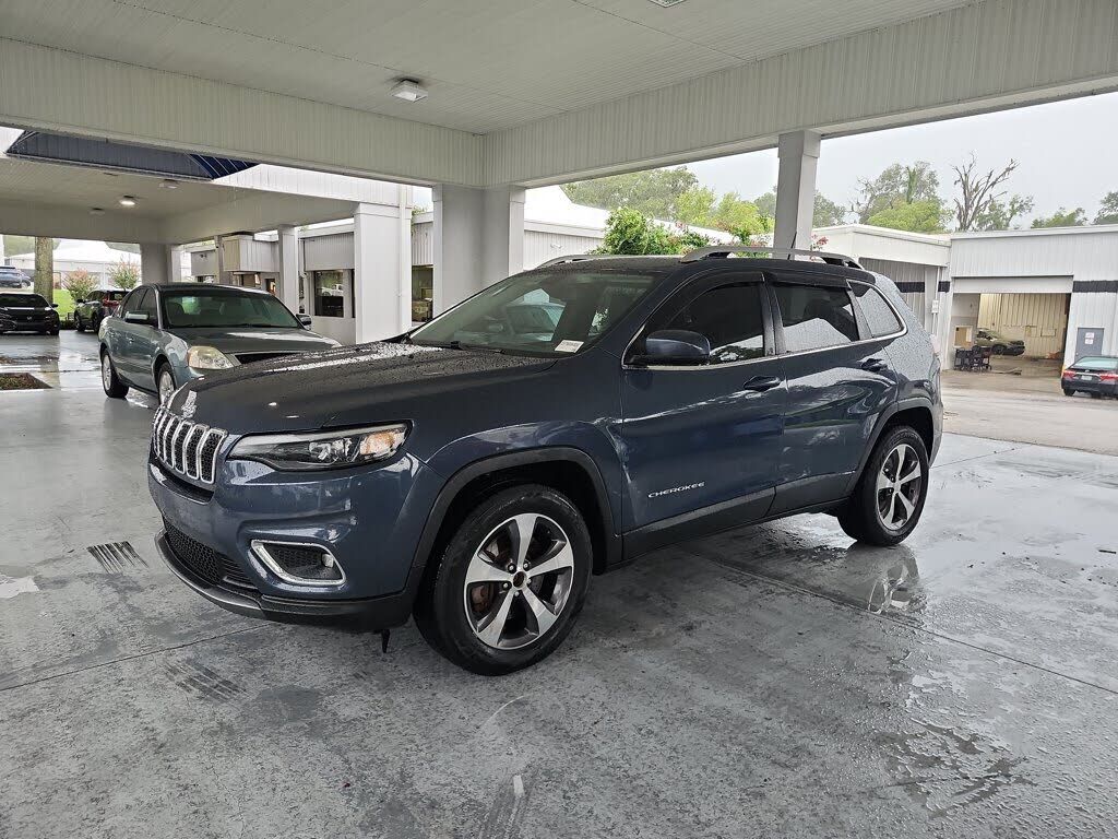 2019 JEEP Cherokee
