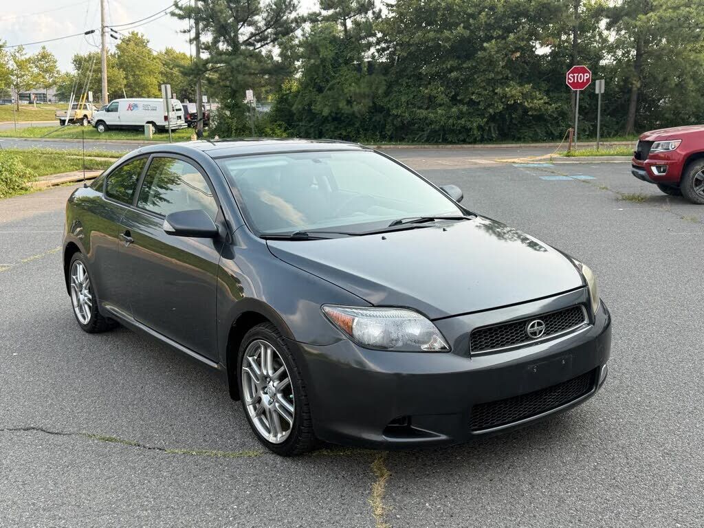 2005 TOYOTA SCION