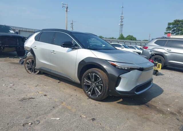 2025 TOYOTA bZ4X