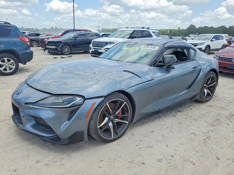 2021 TOYOTA Supra