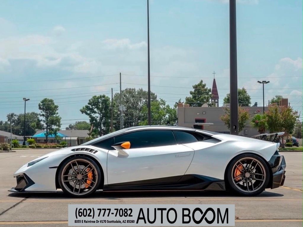 2017 LAMBORGHINI Huracan