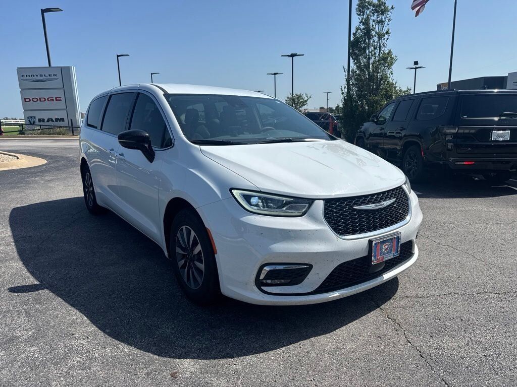 2024 CHRYSLER Pacifica