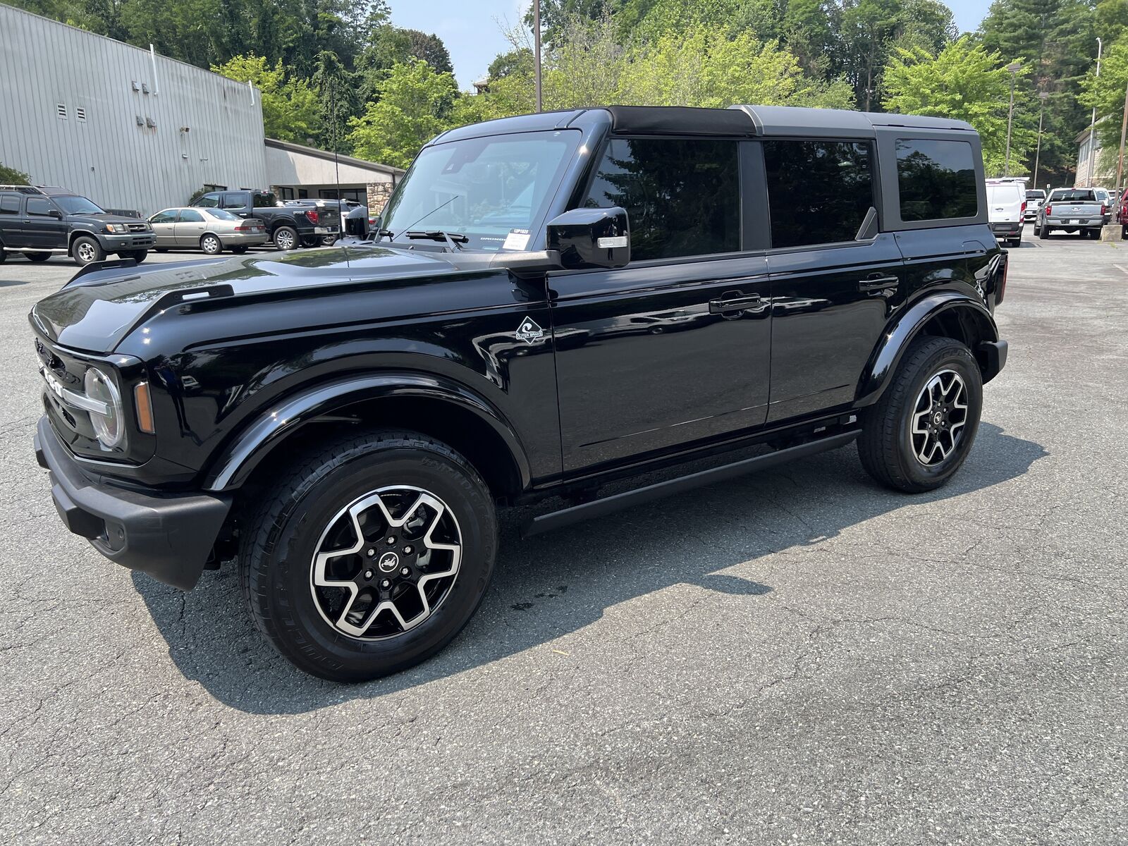 2024 FORD Bronco