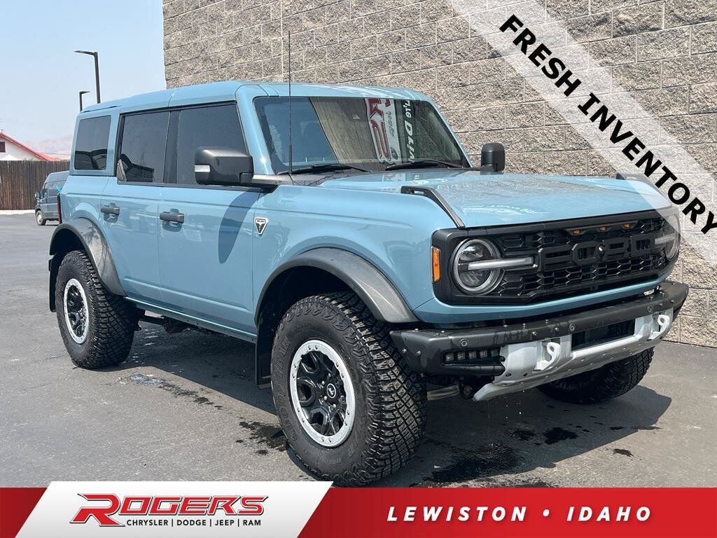 2023 FORD Bronco