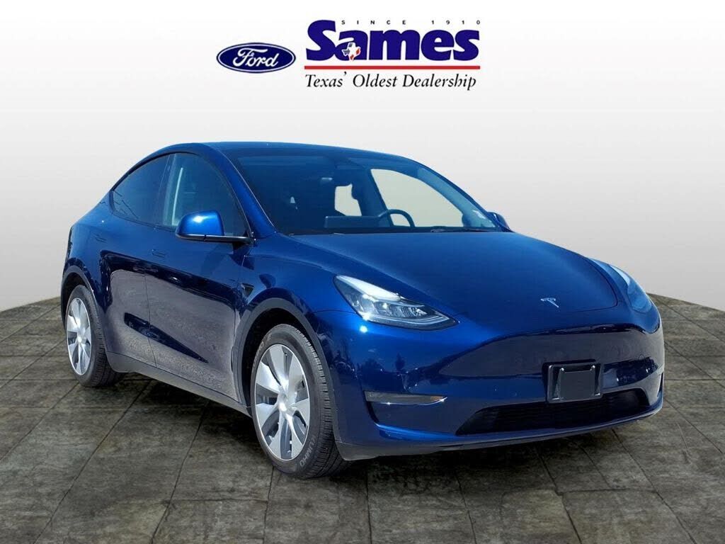 2022 TESLA Model Y