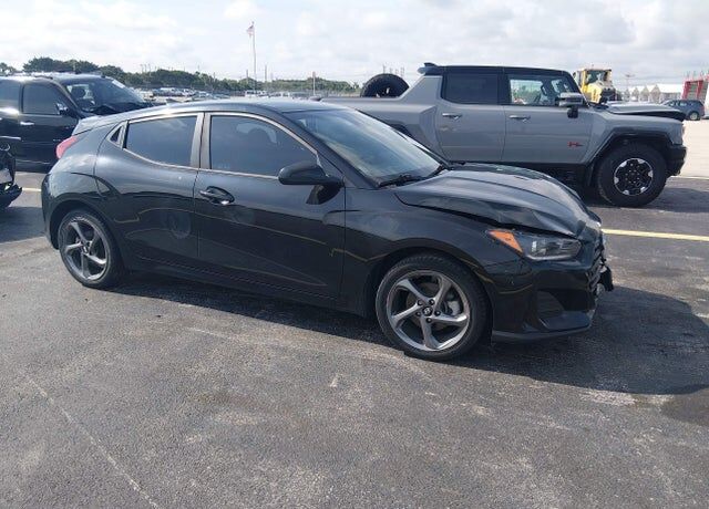 2020 HYUNDAI Veloster