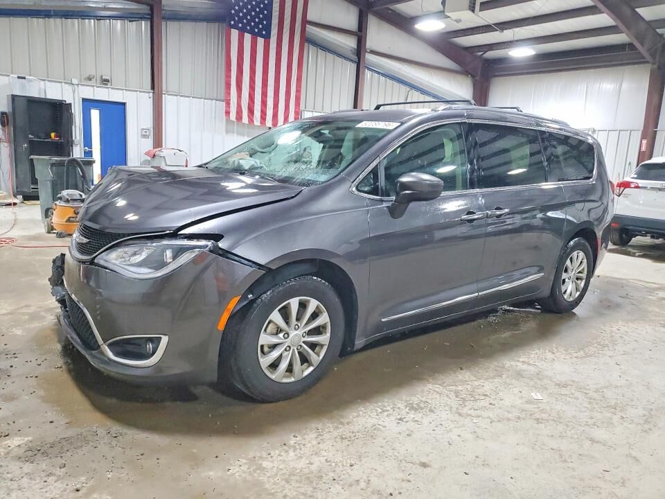 2018 CHRYSLER Pacifica