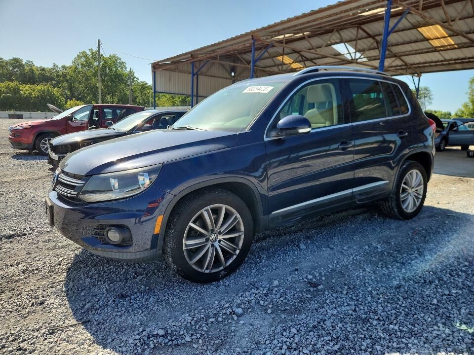 2014 VOLKSWAGEN Tiguan